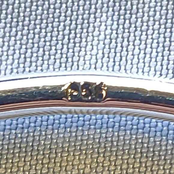 Elegant Silver Bracelet with Intricate Detailing - Picture 8 of 8